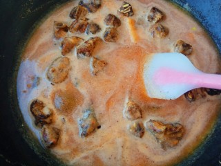 12、润肺止咳~秋梨膏,大火烧开,转小火煮15分钟