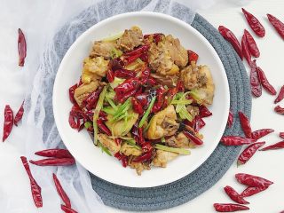24、家庭辣子鸡块,麻辣鲜香的辣子鸡块就做好啦