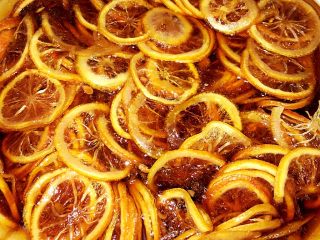 13、柠檬膏????,炖了8小时左右的状态。