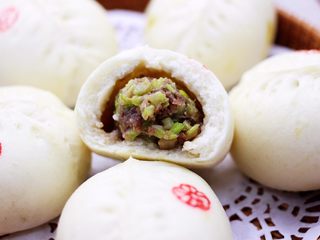 20、补血宜气的芹菜牛肉包,馅料鲜美可口，包子皮更是劲道十足又松软香甜美味。