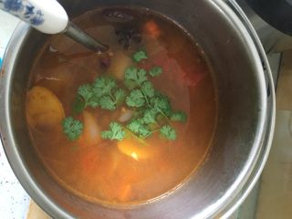 15、番茄牛肉,美味营养的汤就 OK啦