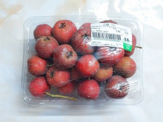 1、百变山楂,买一盒新鲜的大山楂！颗颗饱满的！