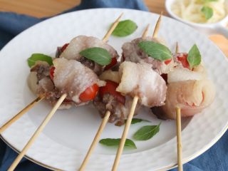 11、五花肉番茄卷,出炉。