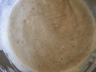 9、黄油蛋糕,搅拌均匀