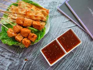 14、延吉小吃——沾串,小姿只好自力更生，仔细按照回忆的味蕾研究出家庭版的沾串，发现味道简直没翻了