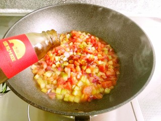 11、时蔬意大利面,加入蚝油提味