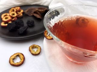 4、酸甜滋味《正宗酸梅汤》(冷饮),想喝吗?