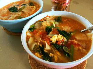 26、西红柿鸡蛋面片汤,一人一碗