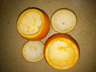 5、橙汁蛋羹,橙子皮准备好