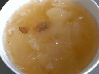 8、冰糖银耳雪梨,离火直至常温后，冷藏。