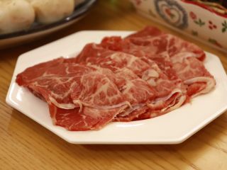 11、在家吃韩国烤肉,牛肉超级好吃