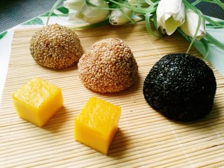 13、芒果芝麻糯米糍,冰箱冷藏后口感更筋道哦