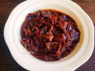 7、爆炒猪肝,如图腌制的猪肝