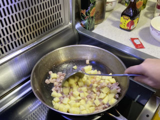 15、家庭便捷咖喱饭,再炒