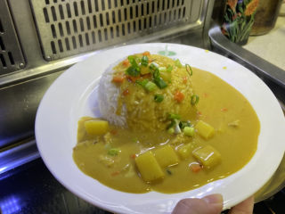 24、家庭便捷咖喱饭,浇上咖喱