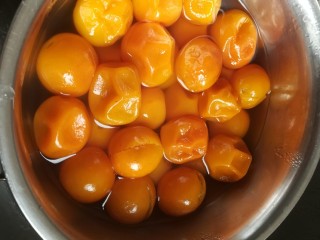 6、通气止咳的蜂蜜金桔,半个小时后。