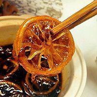 5、川贝陈皮炖柠檬,隔水炖10-12个小时即可。