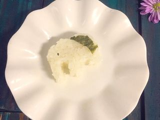 12、足球饭团,这是可爱的大象，小饭团。