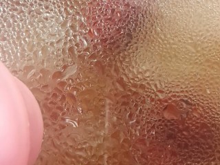 14、桃胶银耳雪燕羹,盖上锅盖，转小火熬煮半小时