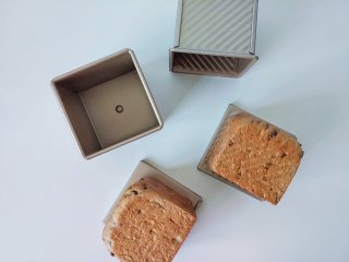 14、黑麦核桃红糖吐司,成品