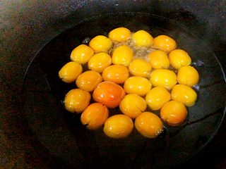 9、冰糖金桔????,大火煮好，转小火，焖煮半小时左右