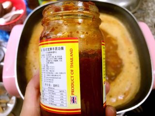 15、冬阴功海鲜汤or火锅,加入三勺冬阴功酱（大家可以尝一下味道添加）