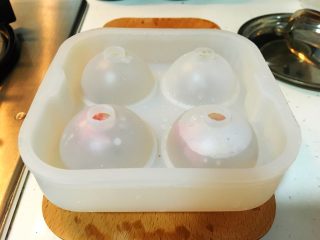 6、日料，改良版樱花水信玄饼,为了给大家演示一下平底水信玄饼的效果，我把配方按比例减少了