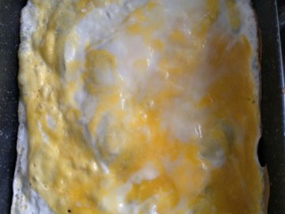 5、鸡蛋三明治,煎鸡蛋饼