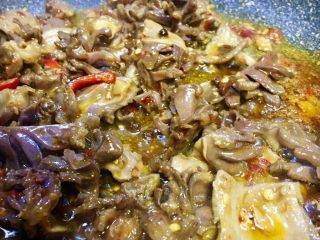 14、#年味#~团圆泡椒鸭胗,炒出红油色