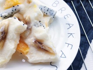 16、水果酸奶薄脆,简单粗暴的水果酸奶薄脆