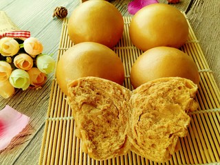 14、红糖馒头,表面光滑，内部柔软，超级松软好吃哟????????