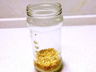 8、糖桂花,在放一层桂花