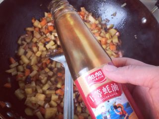 9、三丁面,蚝油………