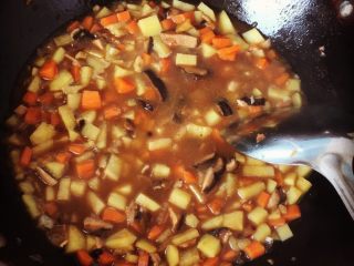 11、三丁面,这是差不多快要炒好的时候………