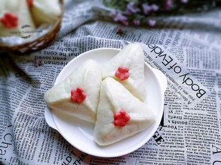 17、红糖椰蓉三角包,成品！美味营养的红糖三角包！