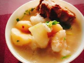 6、山药莲藕马蹄排骨汤#有个故事#,好美味，我干了，你随意????????