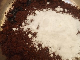 2、枣糕,红糖白糖放一起