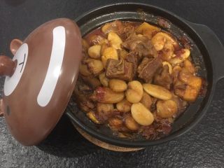 12、红烧牛肉(大白豆+小芒果版),吃饭饭啦