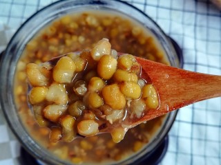 8、陈皮绿豆汤,特别好吃，俩妞一人吃一碗