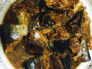 8、红烧鲅鱼,炖至汤汁收干