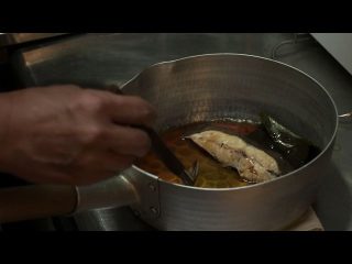 3、深夜食堂第十四话の 鱼冻 饭,煮熟，放过夜或放冰箱冷藏