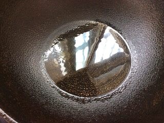 22、丝瓜肉盅,起锅热油