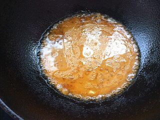 23、丝瓜肉盅,倒入调好的汁水