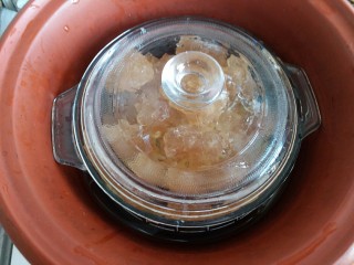 10、柠檬蜜(止咳良方),在盖上微波碗盖