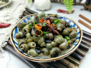 13、深夜食堂&看球必备下酒菜-爆炒螺丝,近看，好吃极了呦～