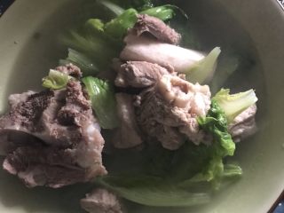 4、海椰皇止咳大骨汤,荤素搭配