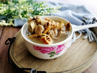 18、家乡菜+笋干筒骨汤,成品图