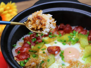 11、广式腊肠煲仔饭,成品