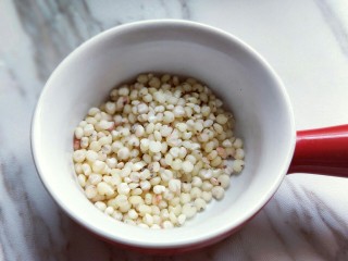 8、腊八节-腊八粥,高粱米。