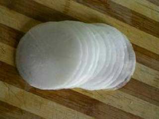 4、幸福花开, 白萝卜先切薄片